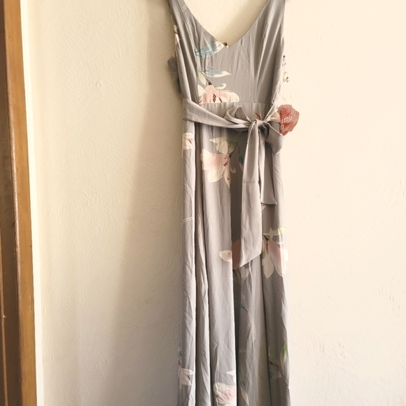 Show Me Your Mumu, Jenn Maxi Dress in Lily Showers,Grey Size X-Small - Picture 2 of 11